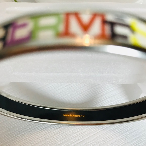 Hermès (62mm) palladium/enamel multicolor bangle - Picture 4 of 8